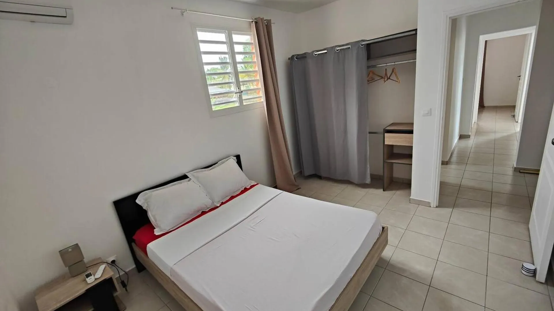 דירה Appartement Moderne A Sainte Anne Avec Piscine Partagee / 80 M²